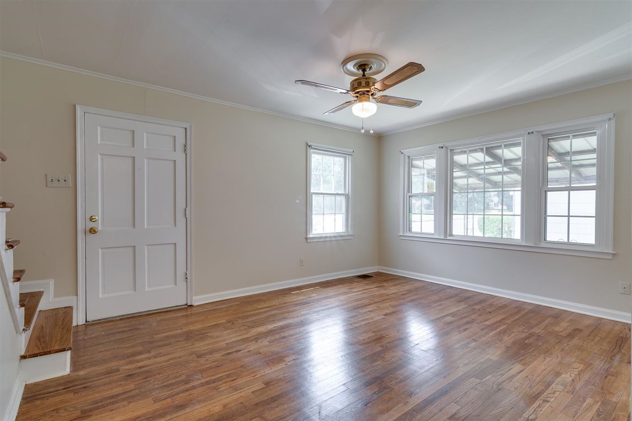 3840 Rhodes Avenue Memphis, TN 38111 - Photo 3 of 24 Gallery Image 3