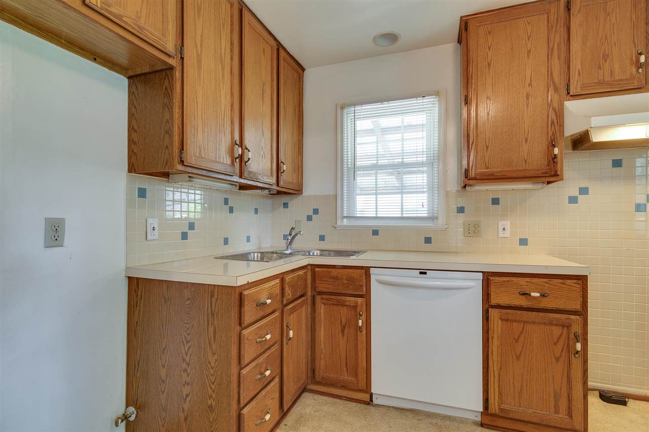 3840 Rhodes Avenue Memphis, TN 38111 - Photo 8 of 24 Gallery Image 8