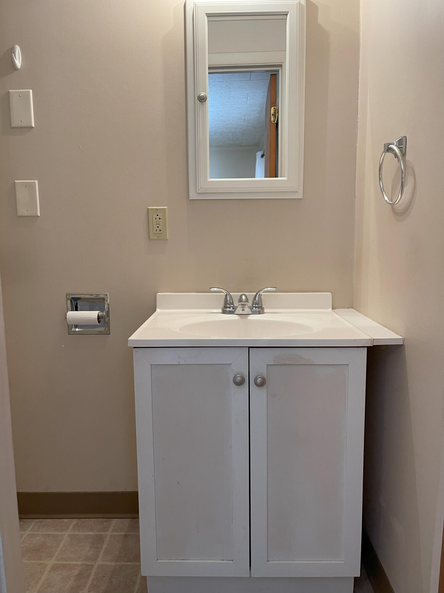 12 Hendrix Road Morrisonville, NY 12962 - Photo 12 of 27 Gallery Image 12