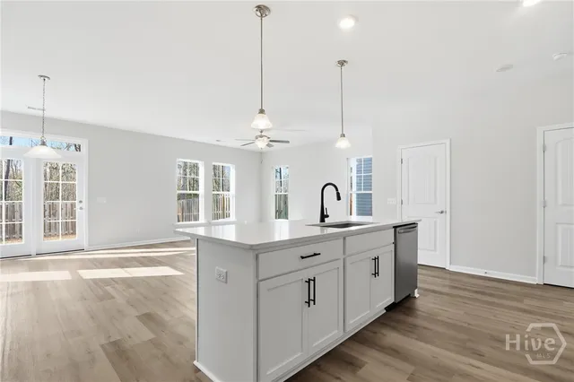 $339,900 | 206 Flagler Drive, Savannah, GA 31419