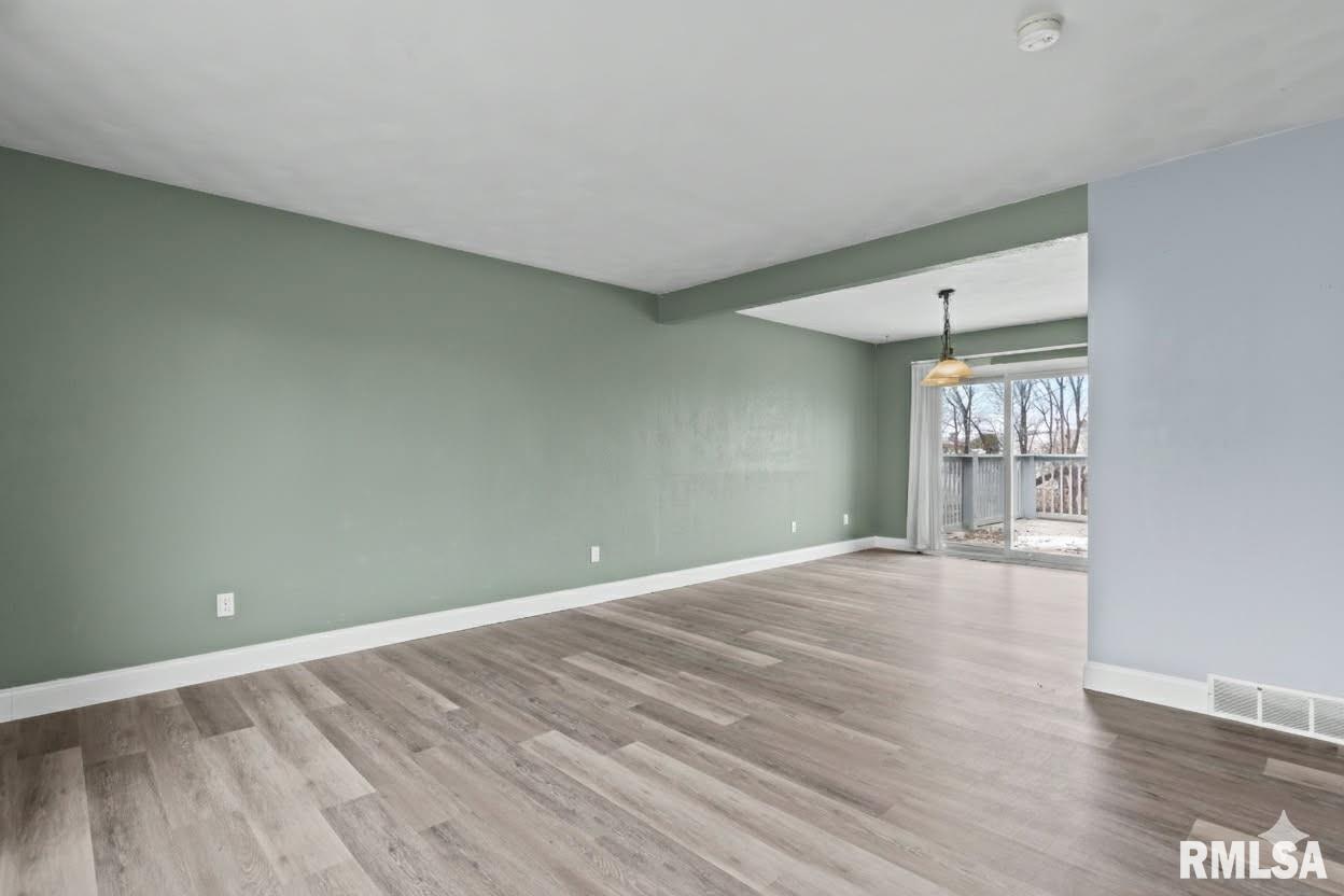 441 Armor Road Springfield, IL 62704 - Photo 7 of 37