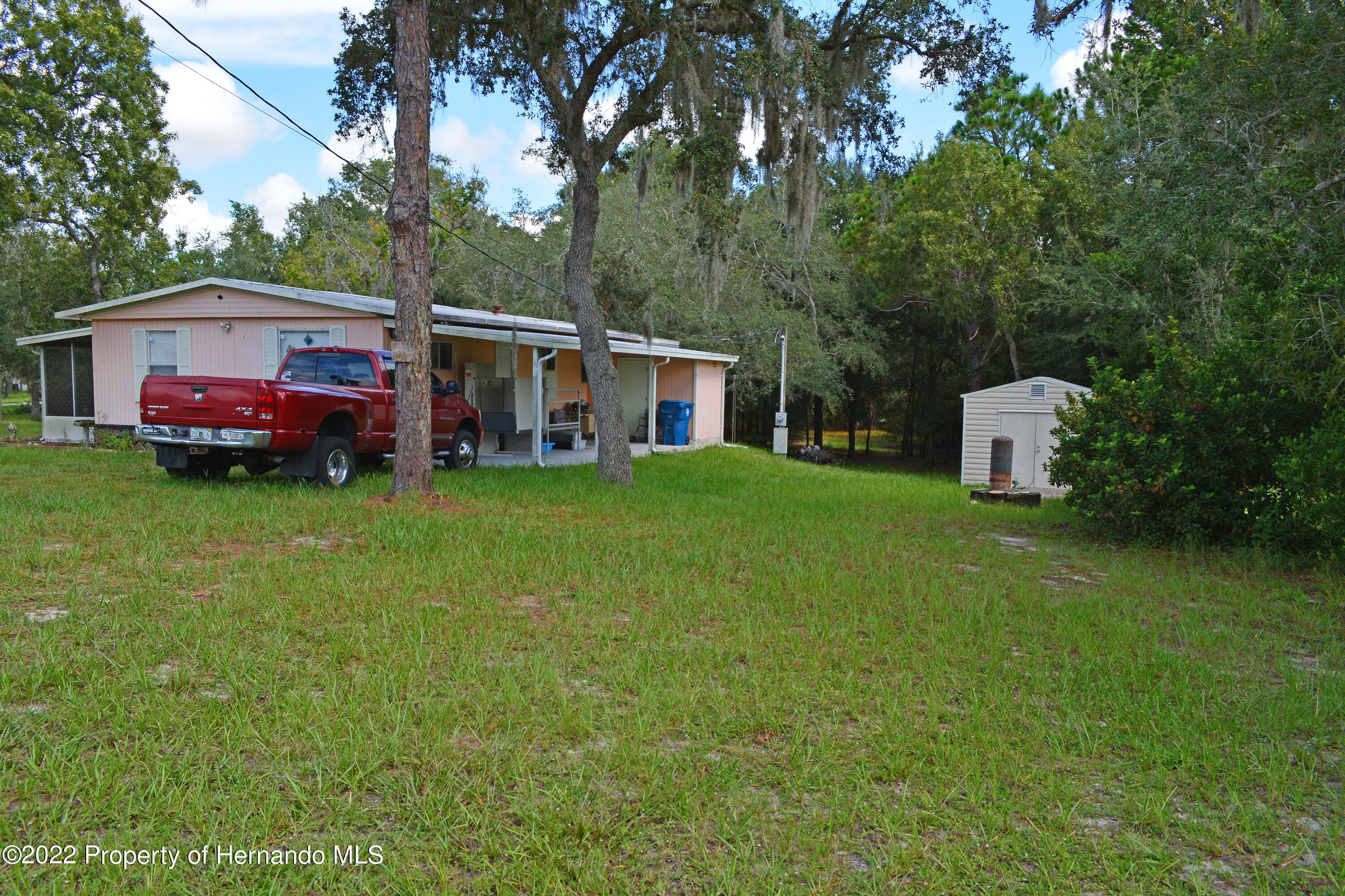9477 Country Weeki Wachee, FL 34613 - Photo 4 of 48 DSC_3853_0783_edited-1