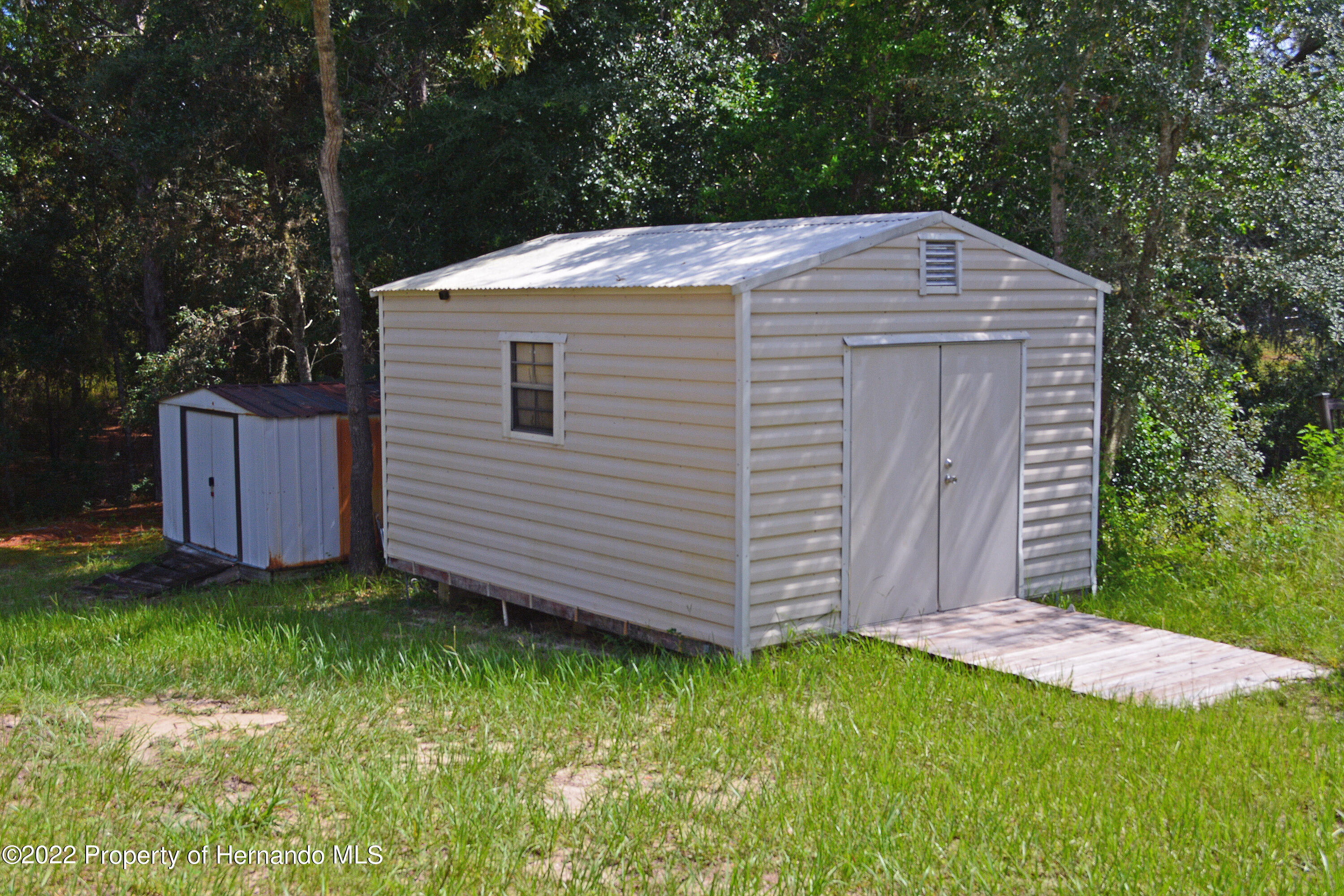 9477 Country Weeki Wachee, FL 34613 - Photo 8 of 48 DSC_3841_0771_edited-2
