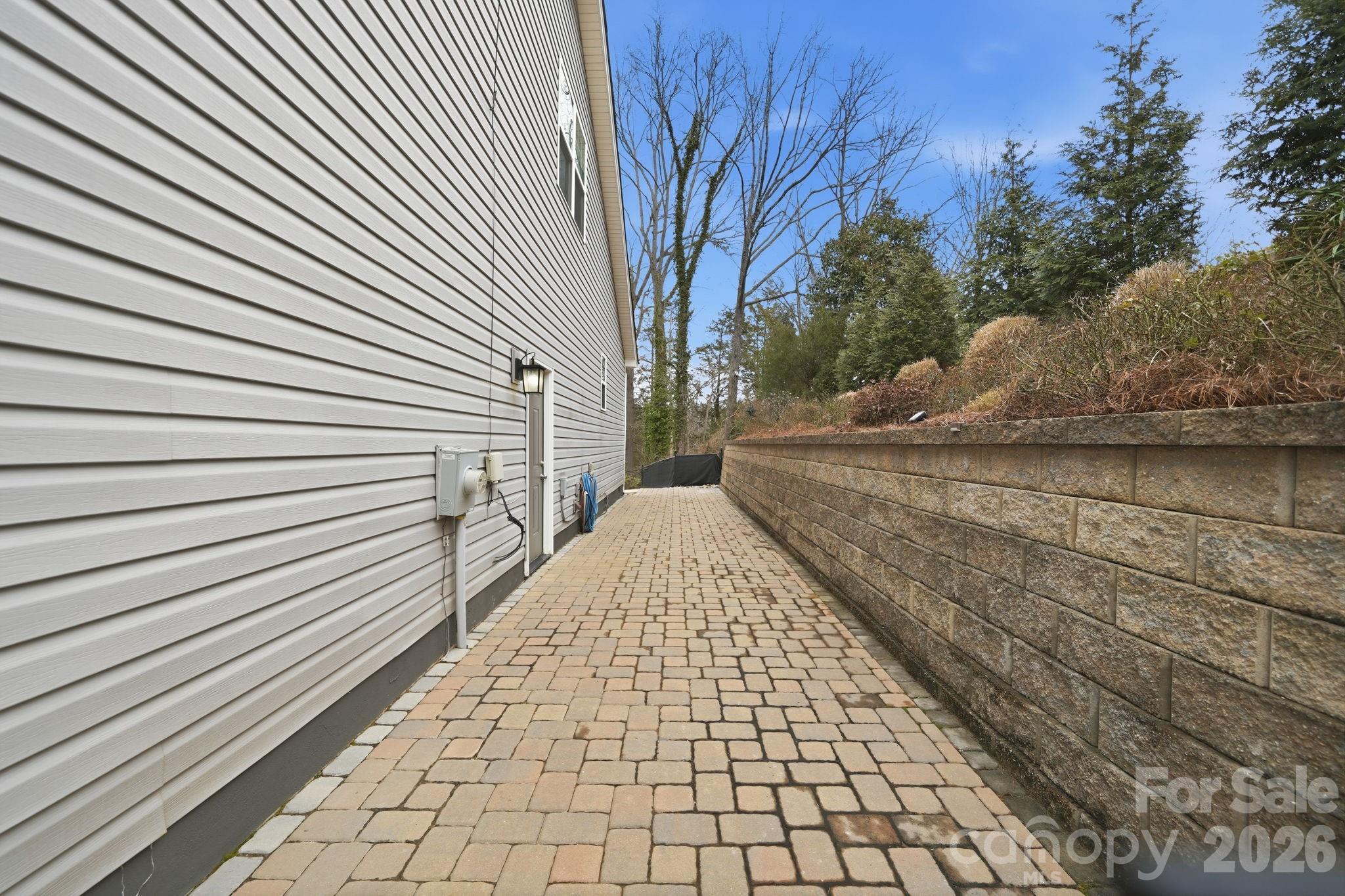 321 Fielding Road Charlotte, NC 28214 - Photo 33 of 42 Gallery Image 33