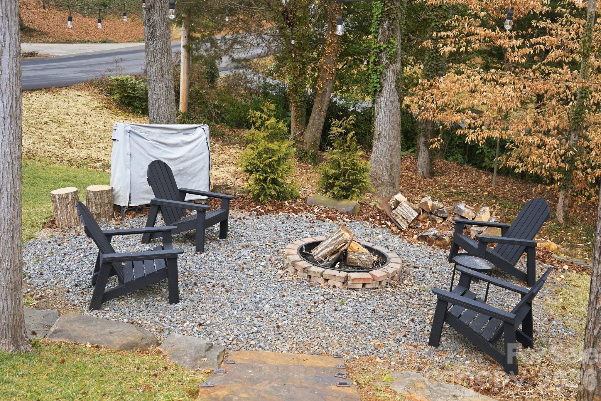 321 Fielding Road Charlotte, NC 28214 - Photo 35 of 42 Gallery Image 35