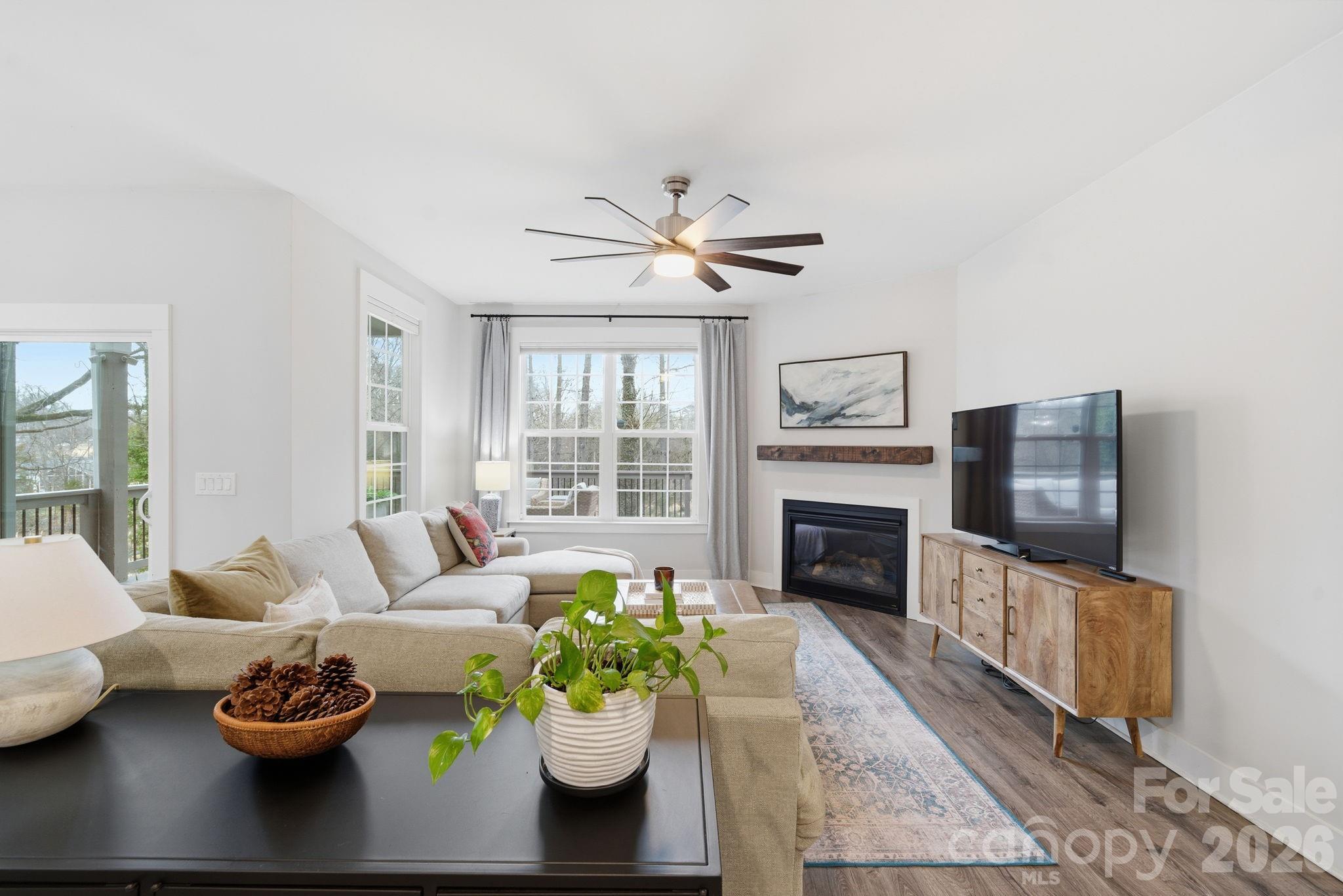 321 Fielding Road Charlotte, NC 28214 - Photo 6 of 42 Gallery Image 6