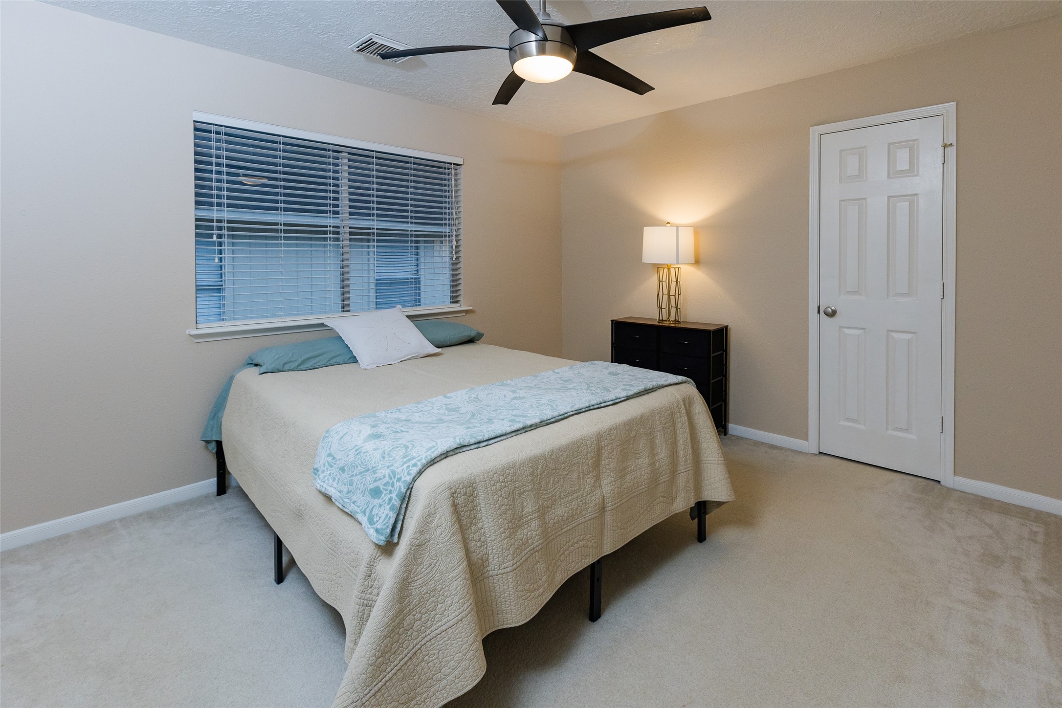 14602 Liscomb Drive Houston, TX 77084 - Photo 32 of 48 Secondary Bedroom