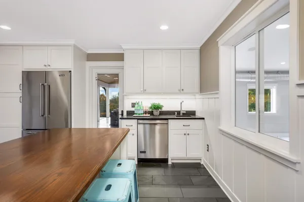 $1,395,000 | 11165 66th Street, Waconia, MN 55387