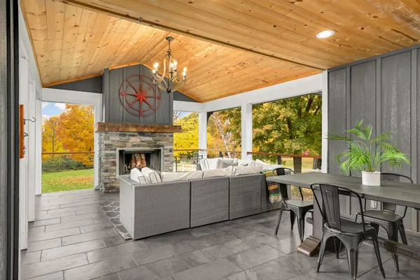 $1,395,000 | 11165 66th Street, Waconia, MN 55387