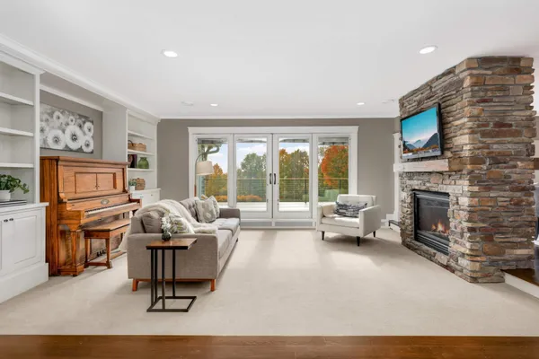 $1,395,000 | 11165 66th Street, Waconia, MN 55387