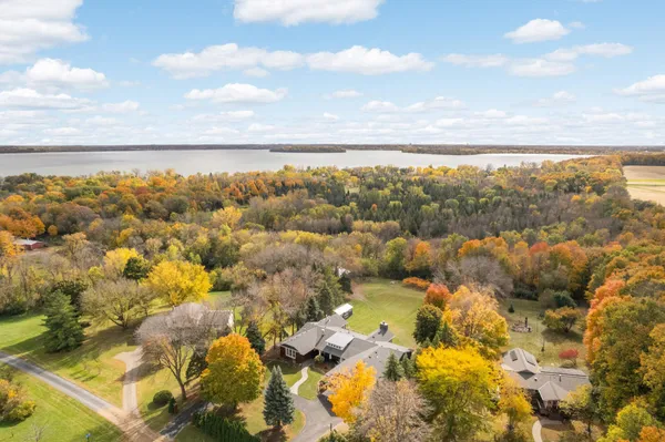 $1,395,000 | 11165 66th Street, Waconia, MN 55387