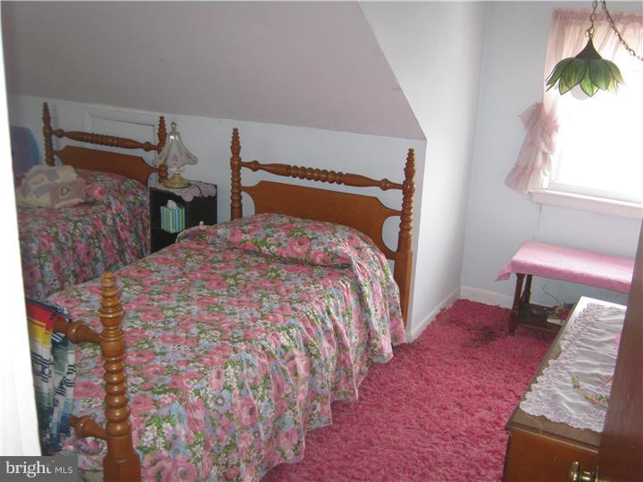 135 Middle Road Dublin, PA 18917 - Photo 14 of 22 Bedroom 4