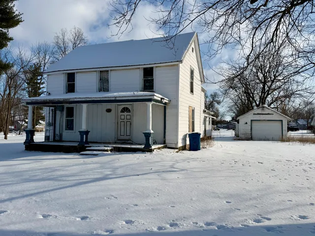 $64,900 | 212 National Street, Medaryville, IN 47957