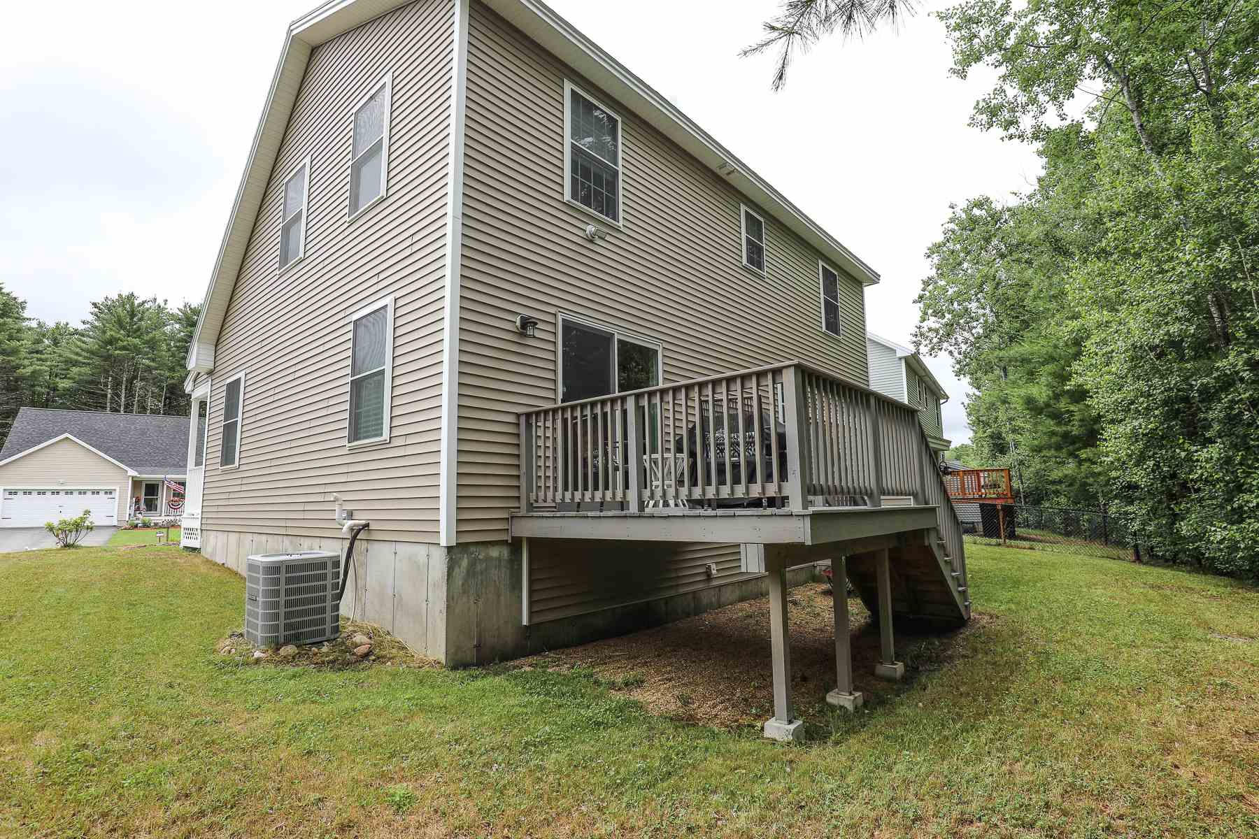 33 Rangeway Drive Rochester, NH 03868 - Photo 5 of 38