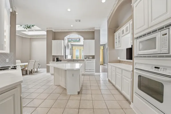 $575,000 | 12406 Calico Falls Lane, Houston, TX 77041