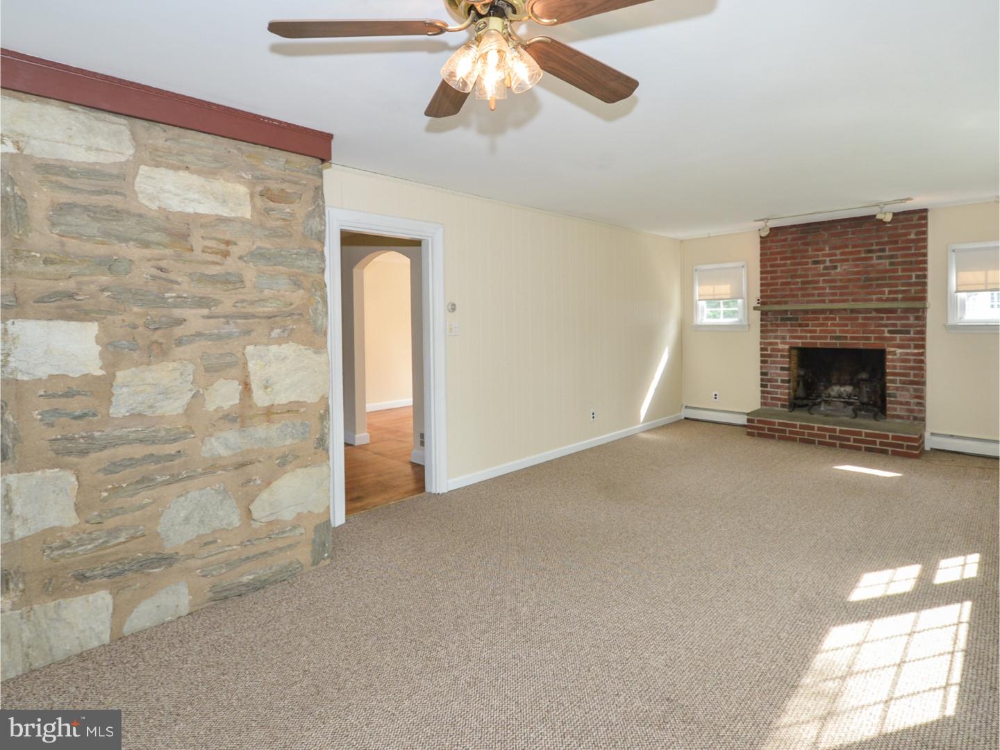 539 Beaver Road Glenside, PA 19038 - Photo 7 of 25 Gallery Image 7