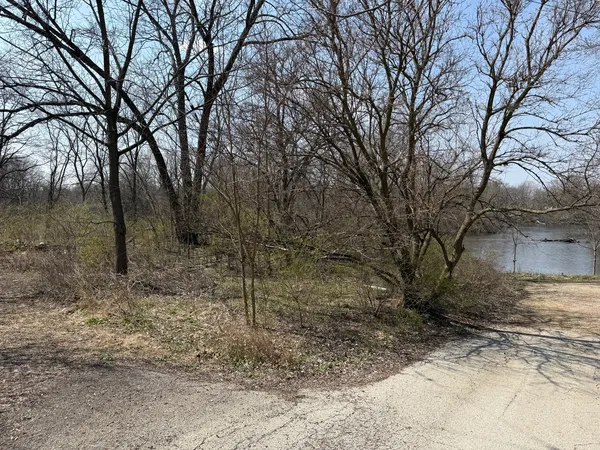 $850,000 | 123 West Benton Street, Oswego, IL 60543