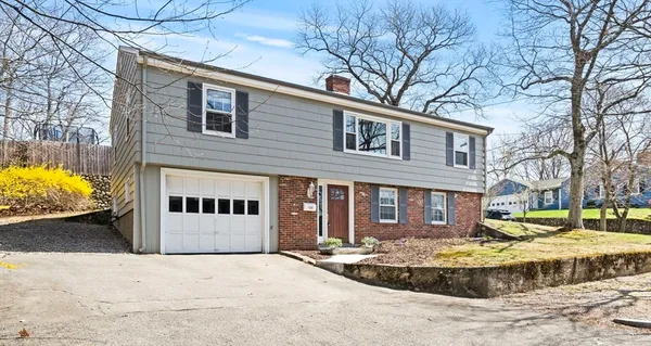 $799,000 | 155 Cochrane Street, Melrose, MA 02176