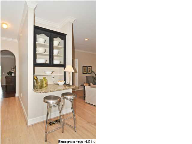 210 Devon Drive Birmingham, AL 35209 - Photo 12 of 32