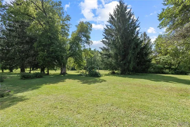 $159,900 | 4508 Elizabeth Street, Smithfield, NY 13408