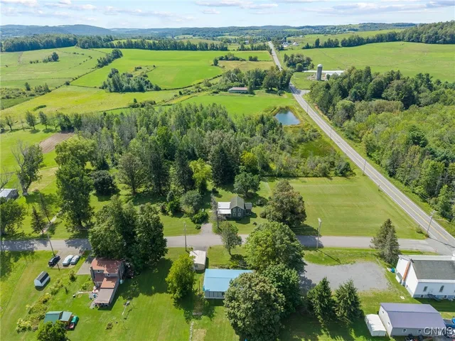 $159,900 | 4508 Elizabeth Street, Smithfield, NY 13408