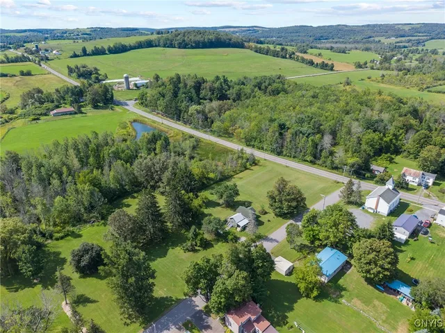 $159,900 | 4508 Elizabeth Street, Smithfield, NY 13408