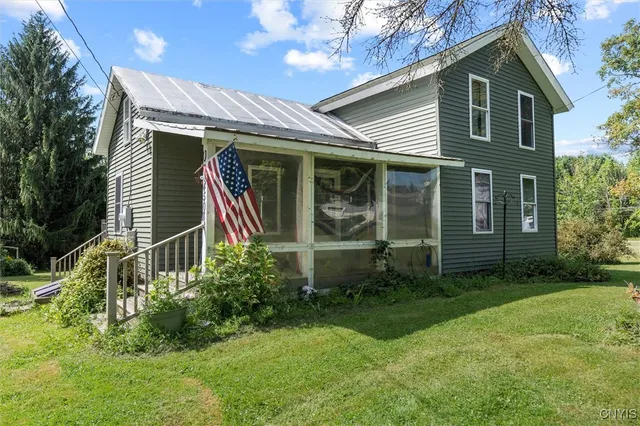 $159,900 | 4508 Elizabeth Street, Smithfield, NY 13408