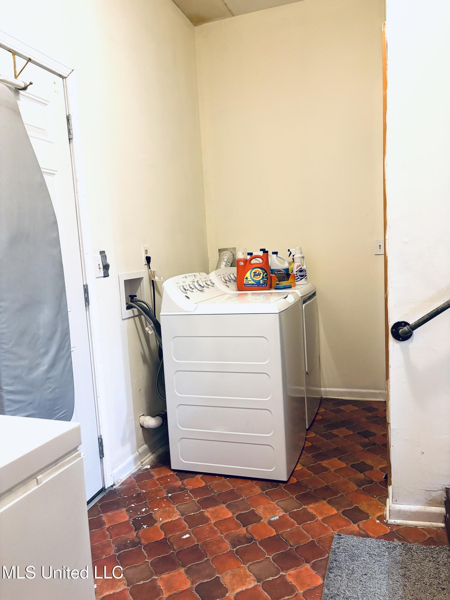 118 Pine Ridge Road Florence, MS 39073 - Photo 16 of 29 IMG_4795