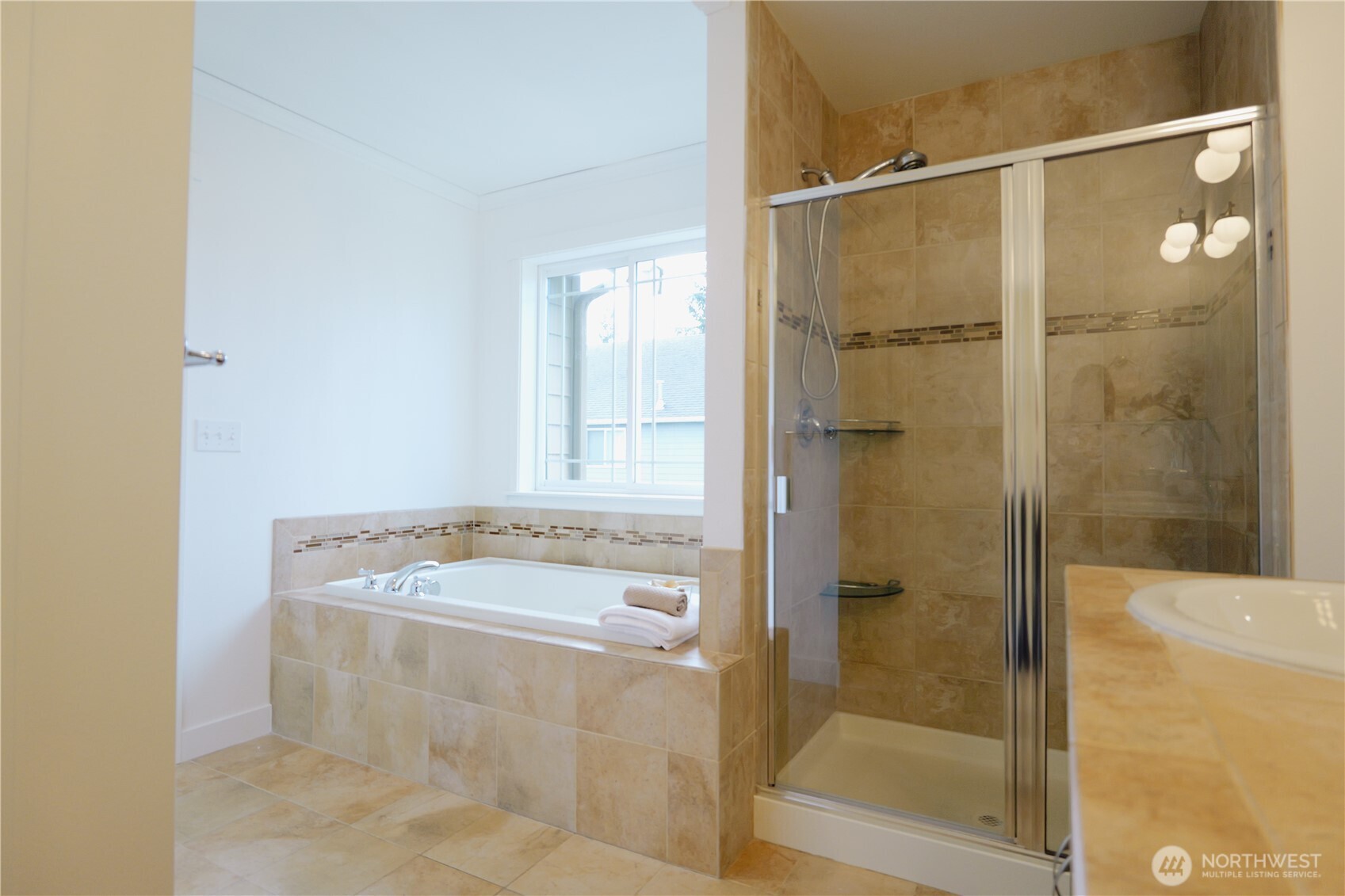 12008 Northeast 162nd Place Bothell, WA 98011 - Photo 21 of 32