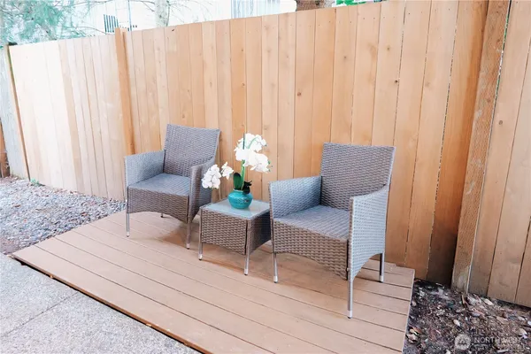 $1,248,000 | 12008 Northeast 162nd Place, Bothell, WA 98011