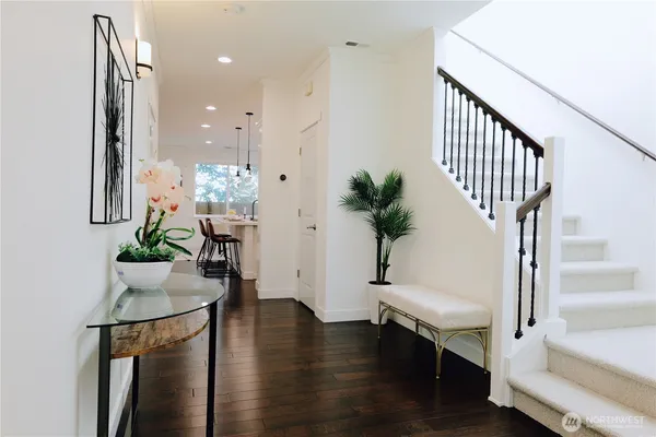 $1,248,000 | 12008 Northeast 162nd Place, Bothell, WA 98011