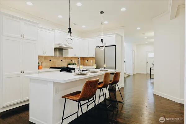 $1,248,000 | 12008 Northeast 162nd Place, Bothell, WA 98011