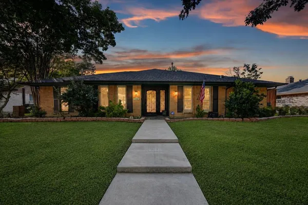$550,000 | 2709 Chadwick Drive, Plano, TX 75075