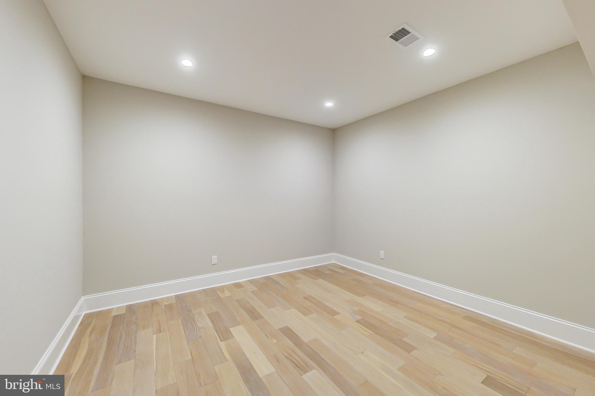 3104 Sleepy Hollow Road Falls Church, VA 22042 - Photo 74 of 89 a view of room with wooden floor