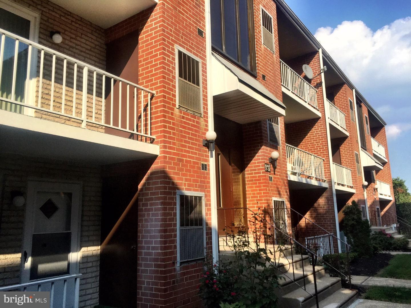 809 Red Lion Road, Unit B33 Philadelphia, PA 19115 - Photo 2 of 15