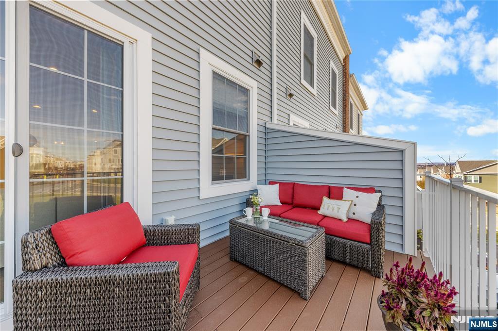 227 Bradley Drive Wood-Ridge, NJ 07075 - Photo 24 of 50