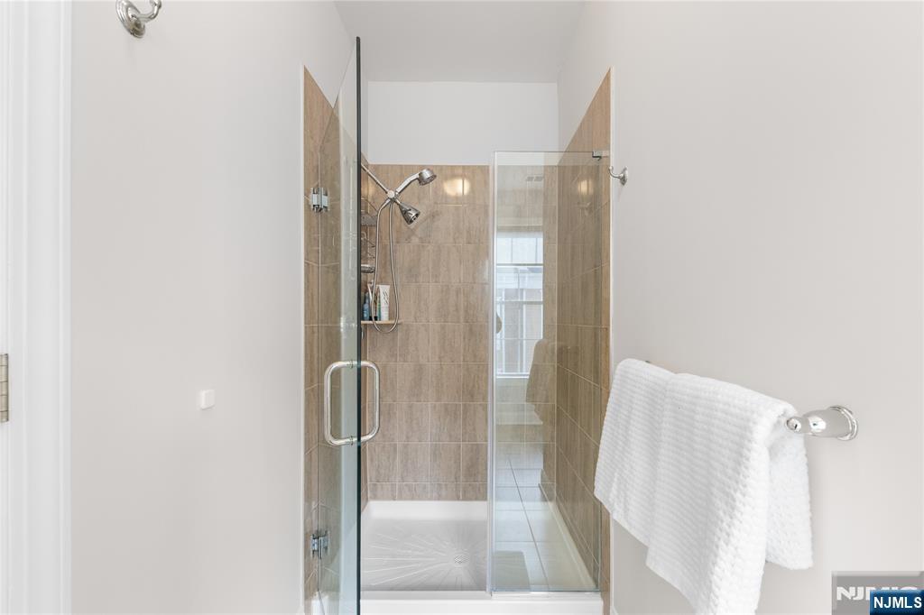 227 Bradley Drive Wood-Ridge, NJ 07075 - Photo 35 of 50