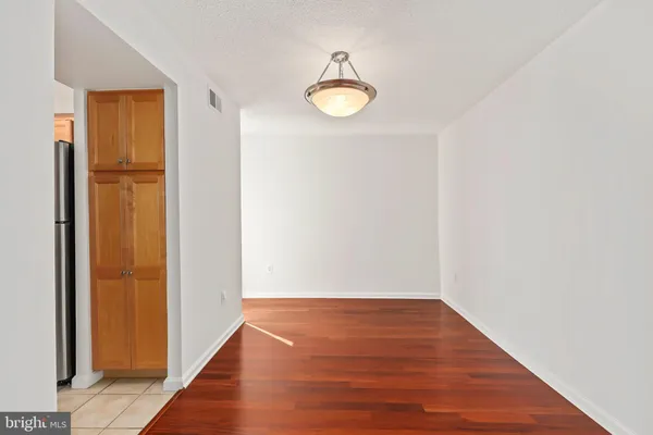 $365,000 | 4500 South Four Mile Run Drive, Unit 413, Arlington, VA 22204