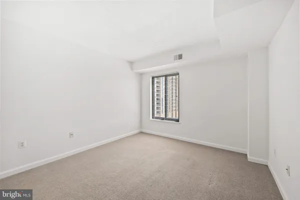 $365,000 | 4500 South Four Mile Run Drive, Unit 413, Arlington, VA 22204