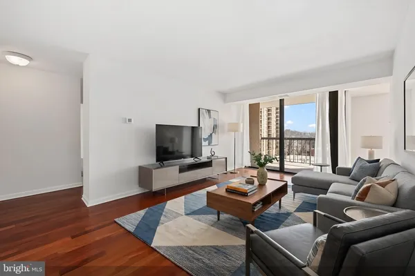 $365,000 | 4500 South Four Mile Run Drive, Unit 413, Arlington, VA 22204