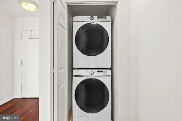 $365,000 | 4500 South Four Mile Run Drive, Unit 413, Arlington, VA 22204