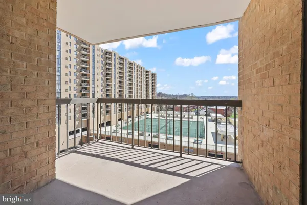 $365,000 | 4500 South Four Mile Run Drive, Unit 413, Arlington, VA 22204