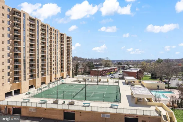 $365,000 | 4500 South Four Mile Run Drive, Unit 413, Arlington, VA 22204
