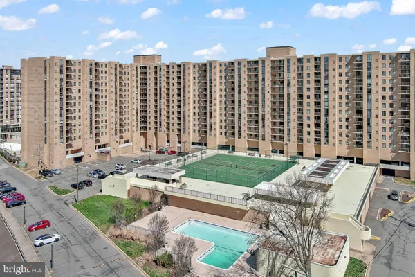 $365,000 | 4500 South Four Mile Run Drive, Unit 413, Arlington, VA 22204