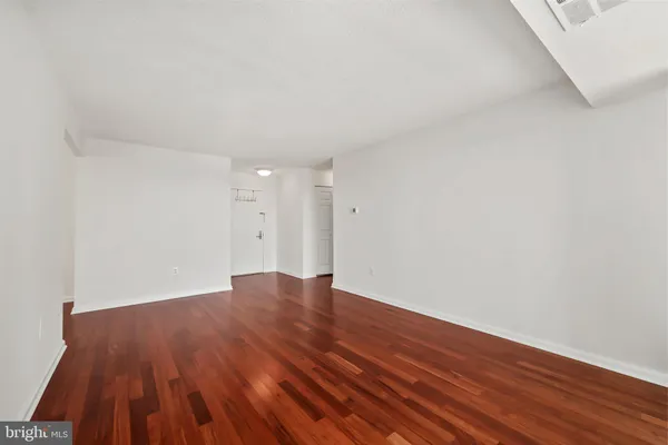 $365,000 | 4500 South Four Mile Run Drive, Unit 413, Arlington, VA 22204