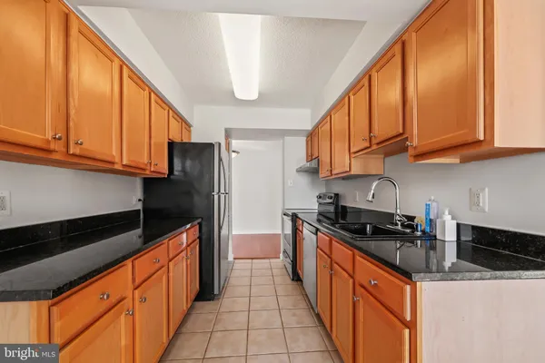 $365,000 | 4500 South Four Mile Run Drive, Unit 413, Arlington, VA 22204