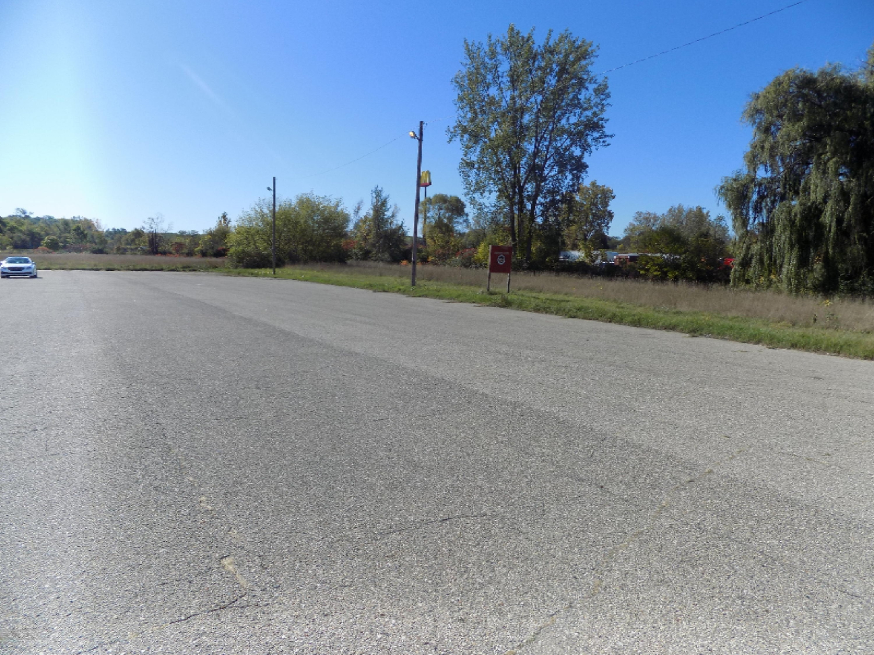 3.8 Ryno Road Coloma, MI 49038 - Photo 1 of 11 DSCN3255
