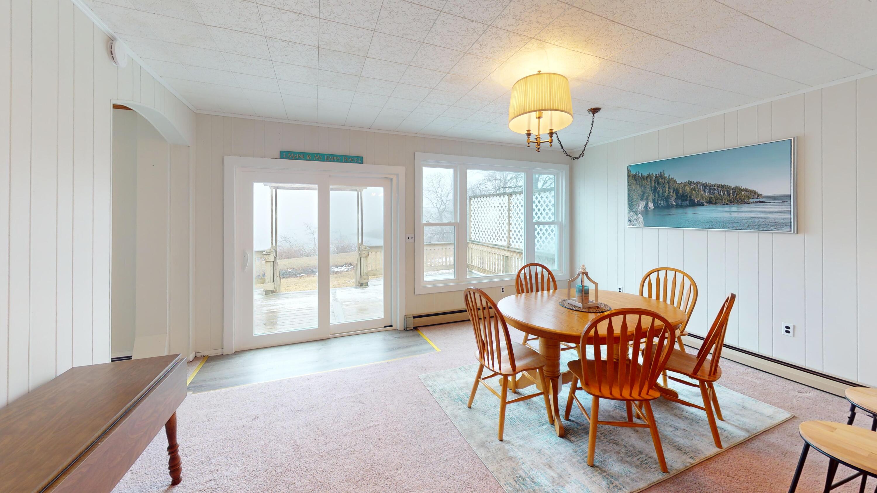 71 East Main Street Searsport, ME 04974 - Photo 19 of 54 Oceans-Edge-Dining-Room