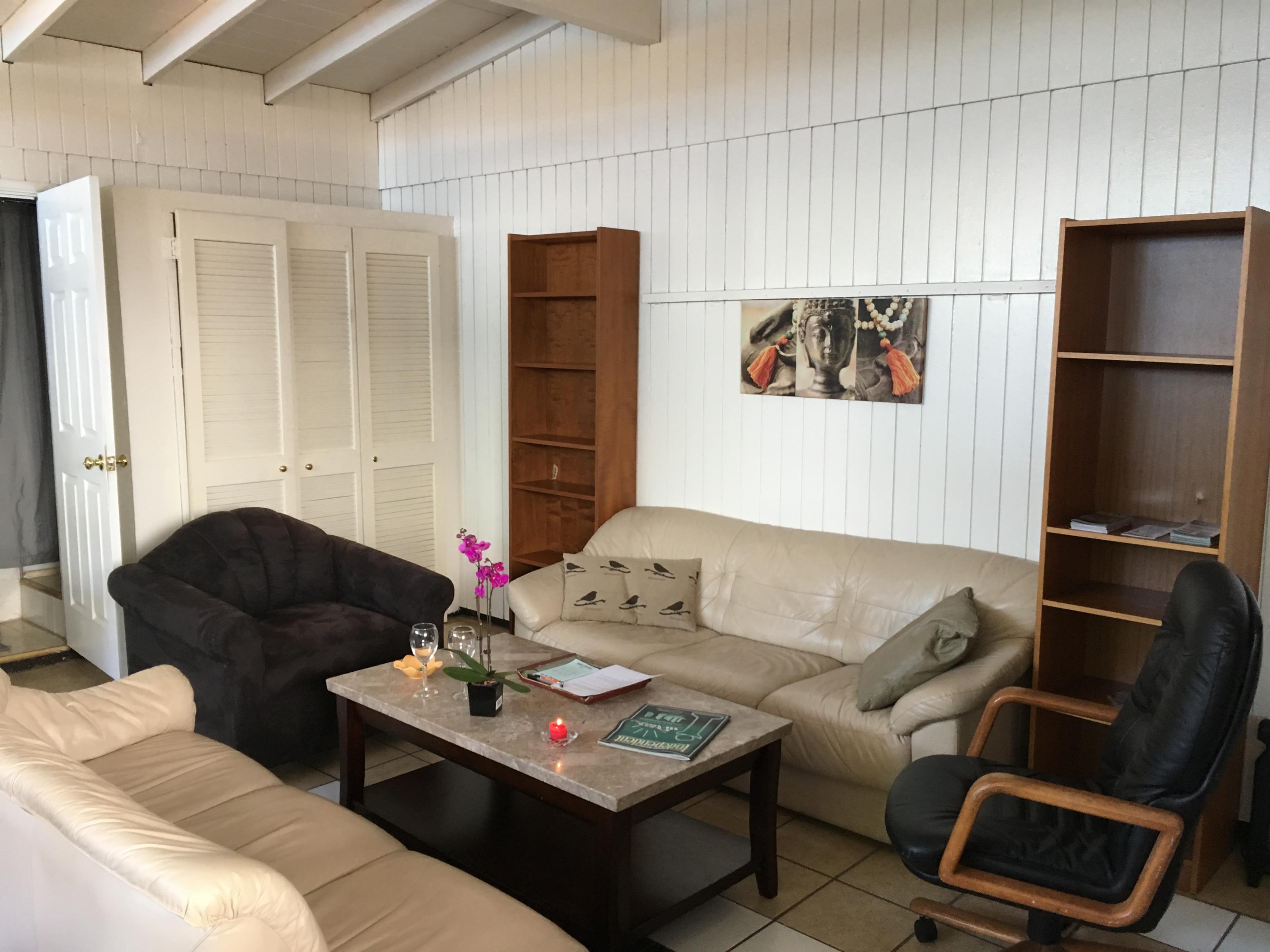 6665 Pasado Road Santa Barbara, CA 93117 - Photo 5 of 10 Studio living room