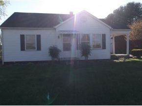 222 Greenlee Road Johnson City, TN 37601 - Photo 1 of 12 Photo 1